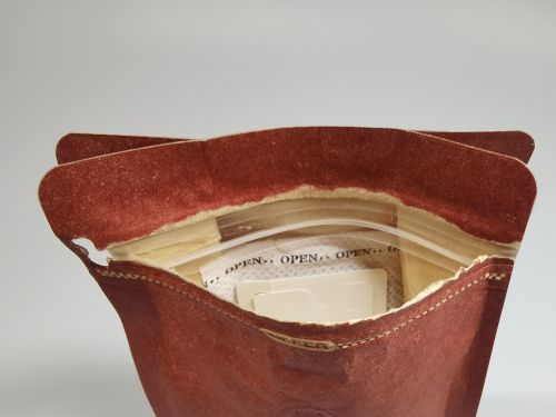 Aufreißkerbe mit Zipper