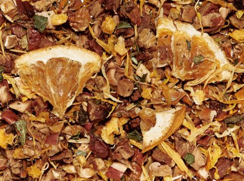 Zutaten der Früchteteemischung Apfelsinentraum