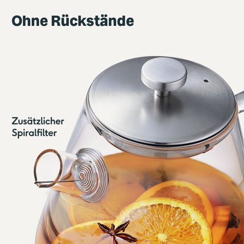 Teekanne aus Glas mit Stövchen